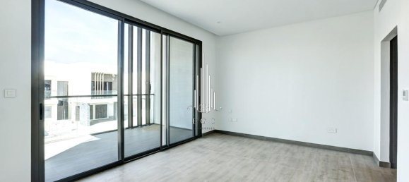 3 bedrooms Villa in Yas Island, UAE No. 25283 3