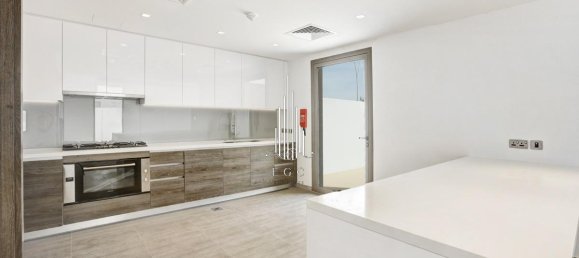 3 bedrooms Villa in Yas Island, UAE No. 25283 12