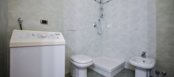 Apartamento de 2 dormitorios en Turin, Italy No. 53581 50