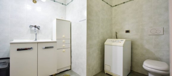 Apartamento de 2 dormitorios en Turin, Italy No. 53581 48