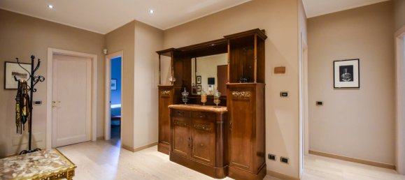 Apartamento de 2 dormitorios en Turin, Italy No. 53581 13