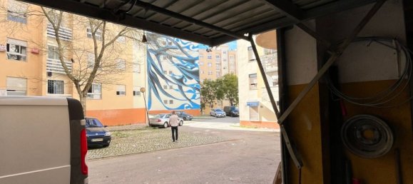 45m² Garage in Lisbon, Portugal No. 64283 12