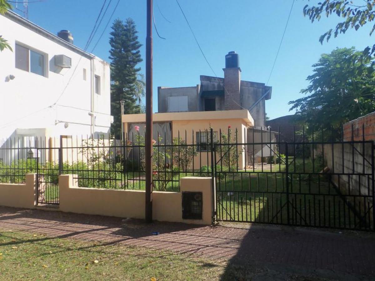 4 bedrooms House in Santa Fe, Argentina No. 57618