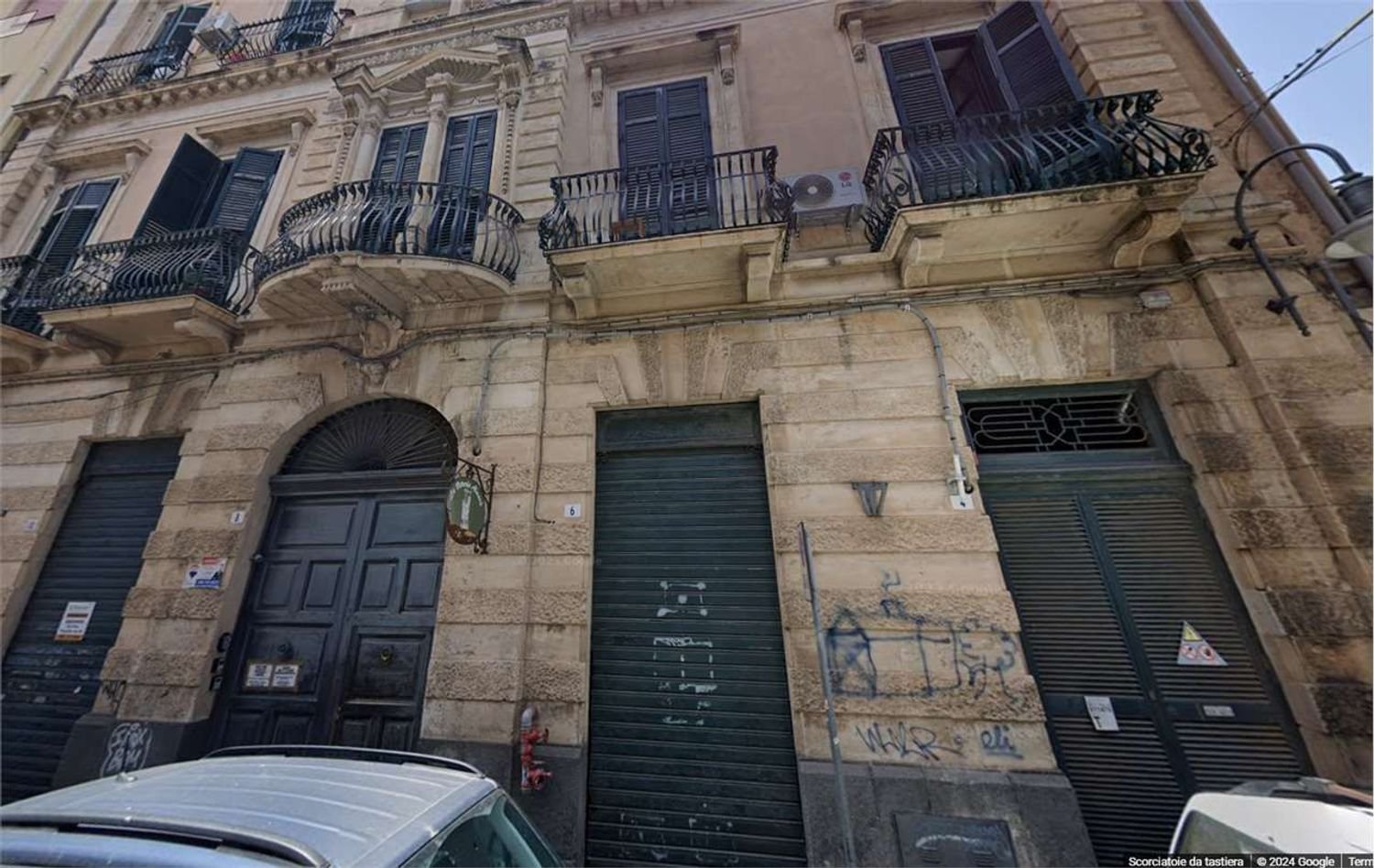 Apartamento de 4 divisões em Catania, Italy N.º 52017