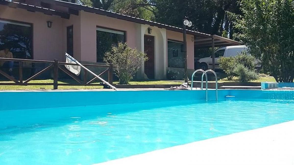 3 bedrooms House in General Pueyrredon, Argentina No. 60201