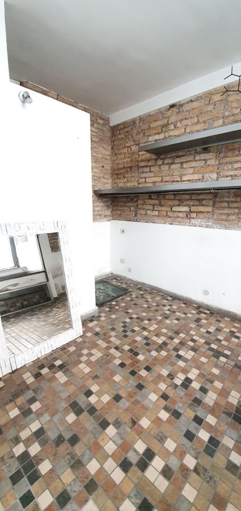  عقار تجاري في Rome, Italy 20متر مربع رقم 306970