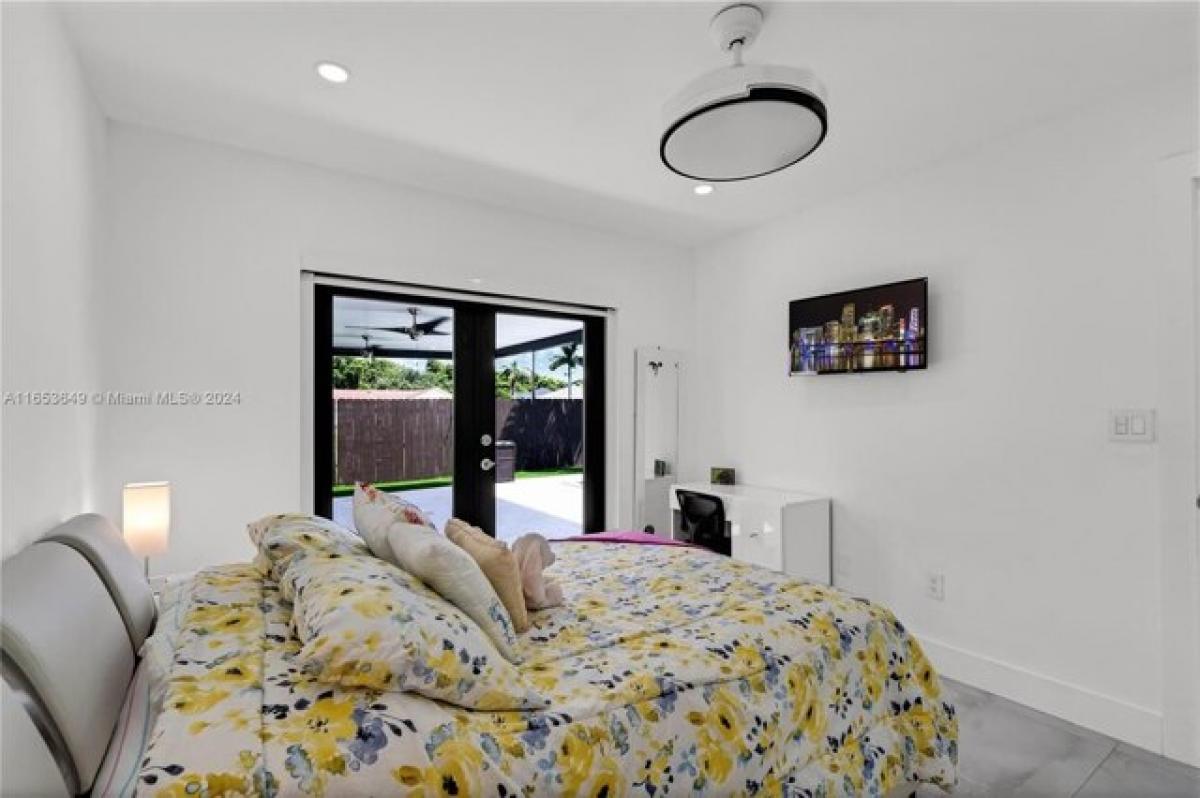 5 bedrooms House in Miami, USA No. 262937