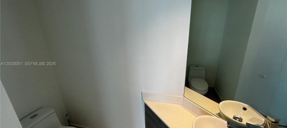 1 chambre propriété commerciale à louer à Miami, Miami-Dade, Florida, USA № 615038 2
