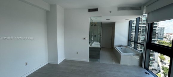 1 chambre propriété commerciale à louer à Miami, Miami-Dade, Florida, USA № 615038 6