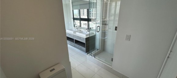 1 chambre propriété commerciale à louer à Miami, Miami-Dade, Florida, USA № 615038 4