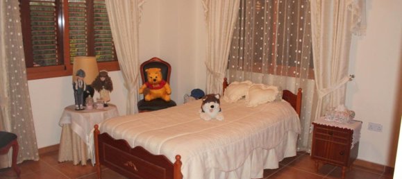 3 bedrooms Villa in Limassol, Cyprus No. 1863 14