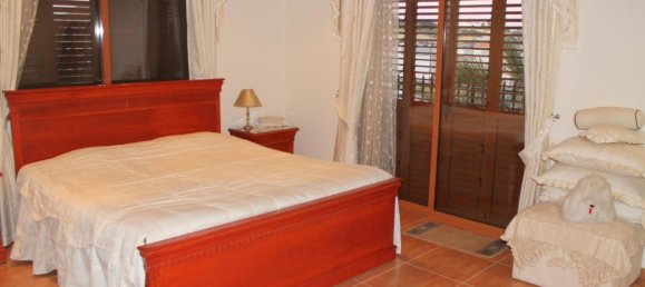 3 bedrooms Villa in Limassol, Cyprus No. 1863 9