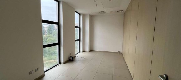 9-salle Bâtiment à Valenza, Italy No. 271640 21