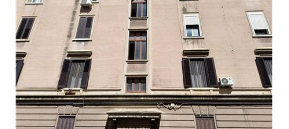 Apartamento T2 em Bari, Italy N.º 298574 19