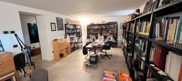 10 rooms House in Forlì, Italy No. 101977 24