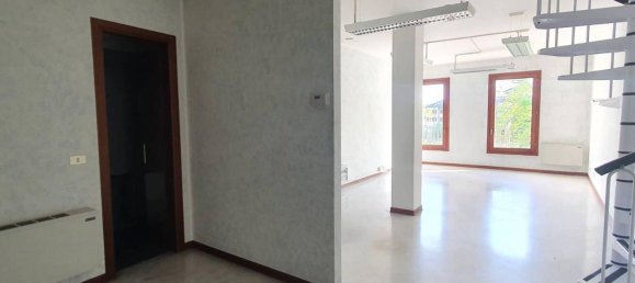Apartamento de 4 divisões em Oderzo, Italy N.º 103878 5