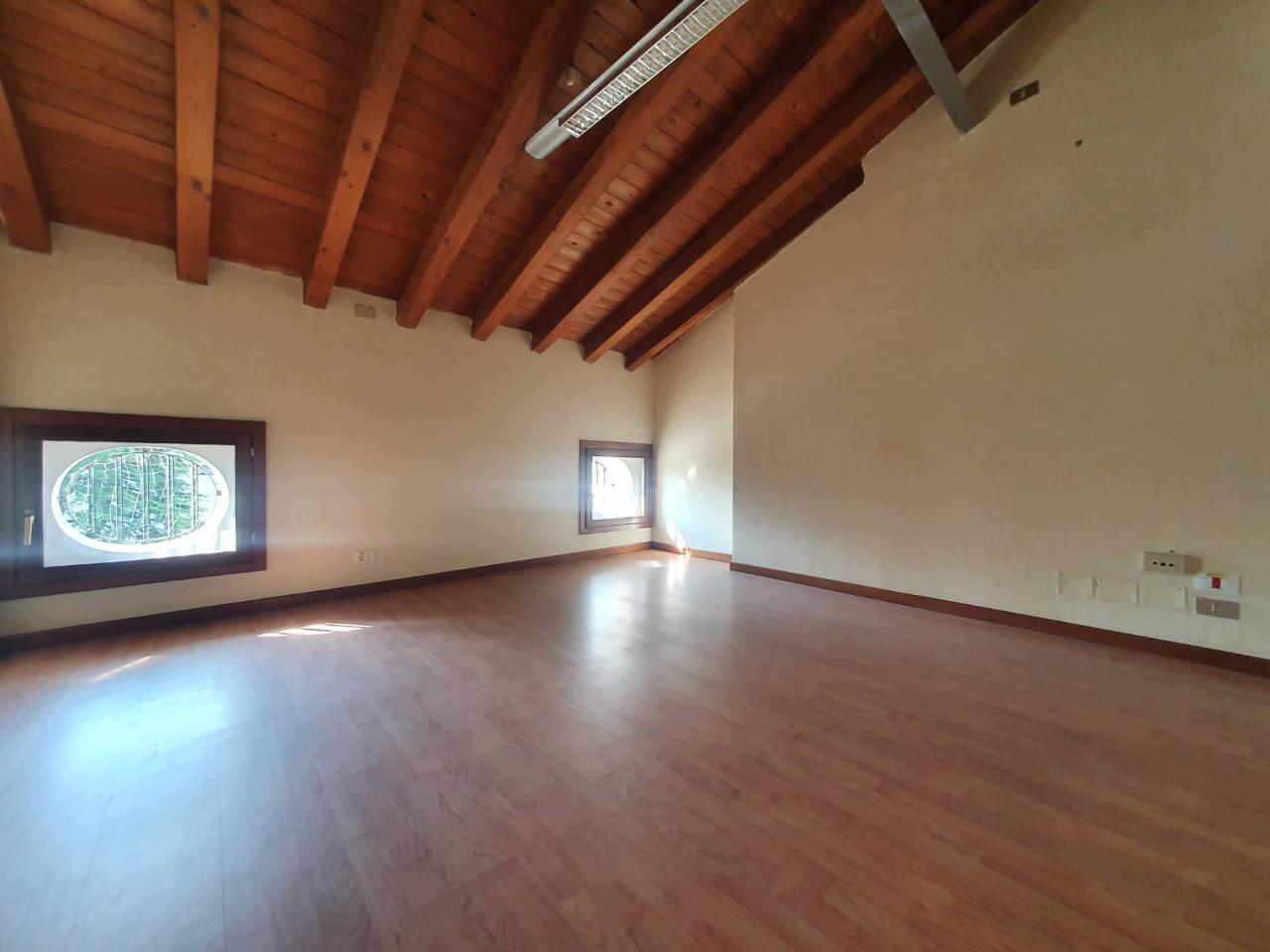 Apartamento de 4 divisões em Oderzo, Italy N.º 103878