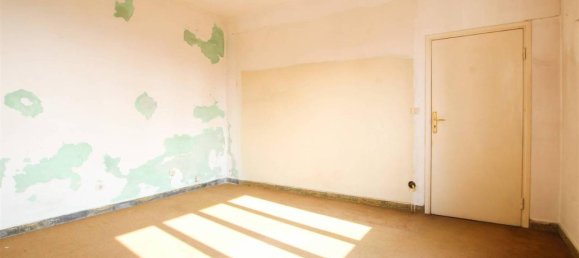 2 rooms Apartment in Pogno, Italy No. 19730 4