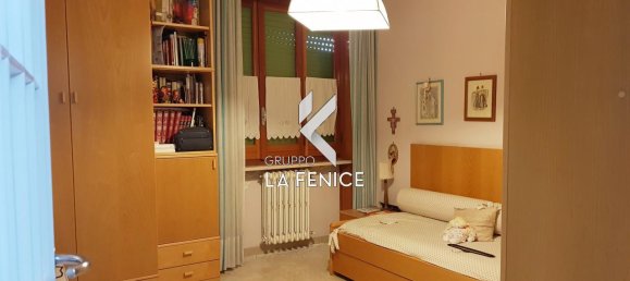Apartamento de 4 habitaciónes en Locorotondo, Italy No. 24421 13