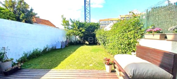 3 bedrooms House in Porto, Portugal No. 137384 8