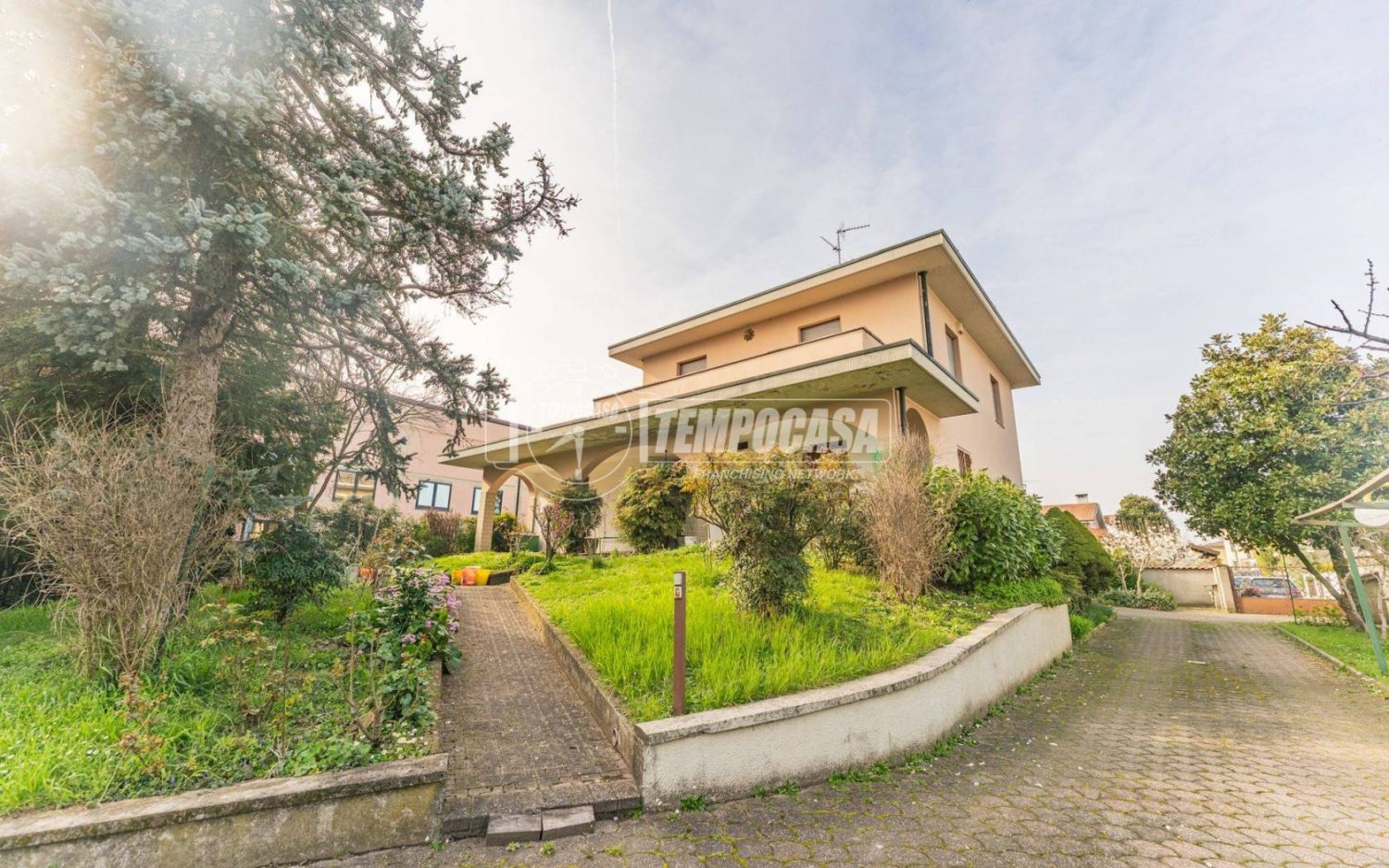 4 Schlafzimmer Villa in Cisliano, Italy, Nr. 211586