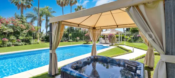 6 bedrooms Villa in Marbella, Spain No. 187743 20