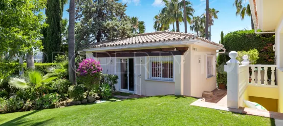 6 bedrooms Villa in Marbella, Spain No. 187743 25