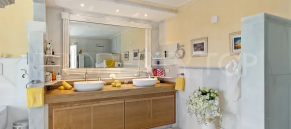 6 bedrooms Villa in Marbella, Spain No. 187743 2