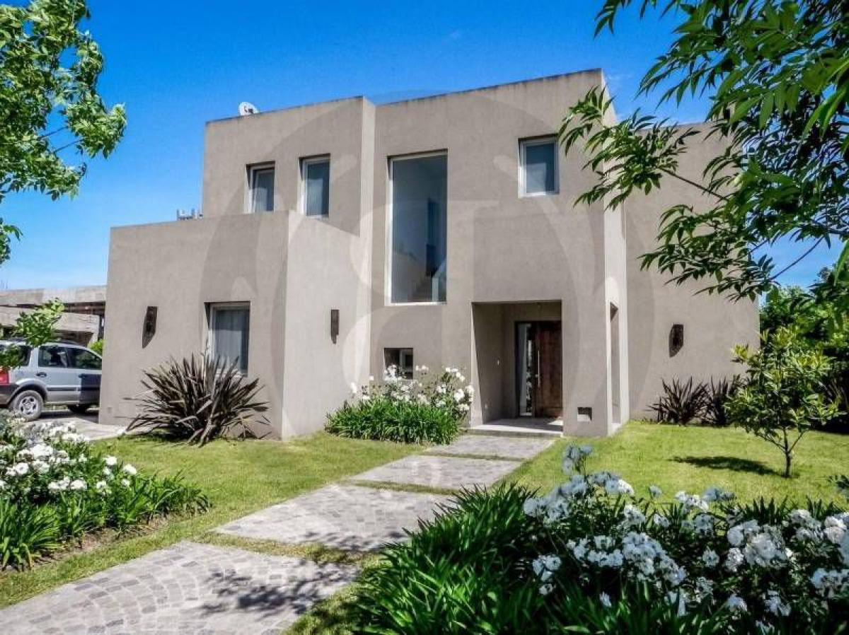 Casa T3 em Pilar, Argentina N.º 90973