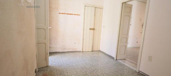 6-Zimmer Haus in Palagonia, Italy, Nr. 236048 3