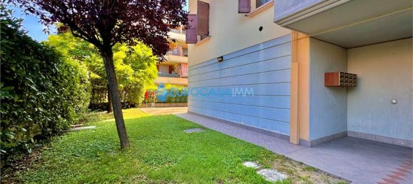 2 bedrooms Apartment in Rolo, Italy No. 61247 6