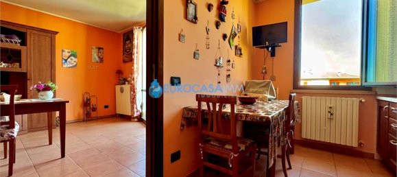 2 bedrooms Apartment in Rolo, Italy No. 61247 14