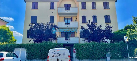2 bedrooms Apartment in Rolo, Italy No. 61247 3