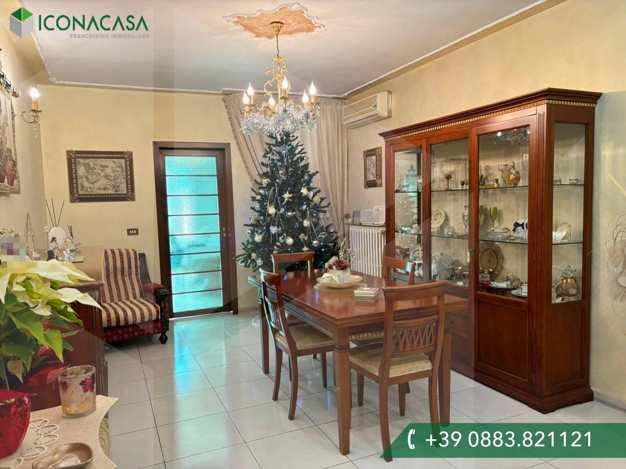 Apartamento de 3 habitaciónes en Andria, Italy No. 16383