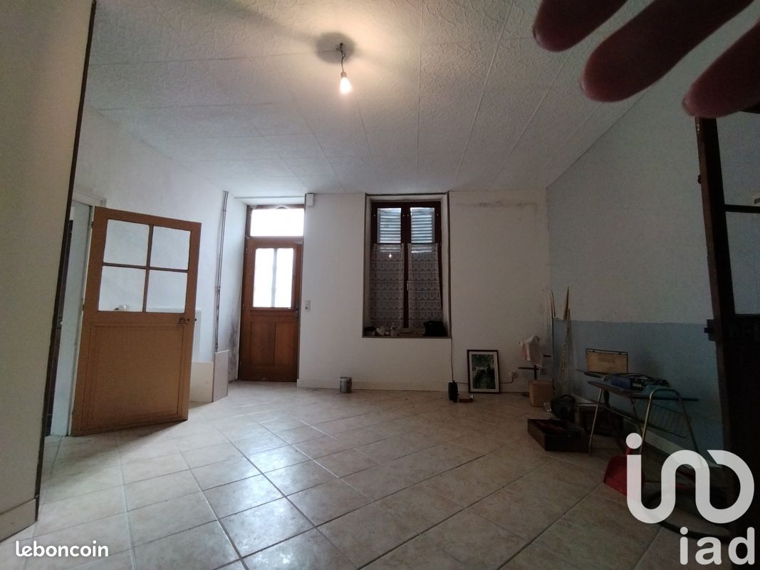 5 rooms House in Saint-Gaultier, France No. 332568