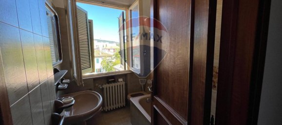 4 rooms House in Foligno, Italy No. 6532 16