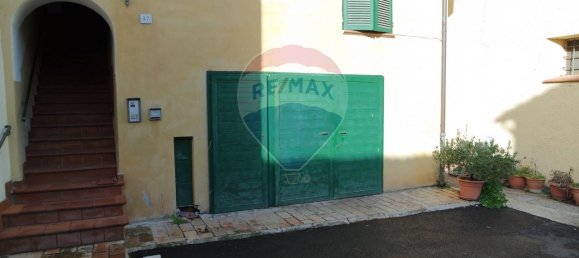 4 rooms House in Foligno, Italy No. 6532 3