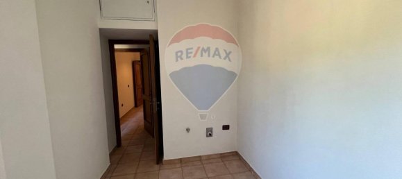 4 rooms House in Foligno, Italy No. 6532 15