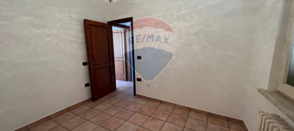4 rooms House in Foligno, Italy No. 6532 21