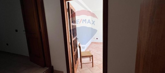 4 rooms House in Foligno, Italy No. 6532 11