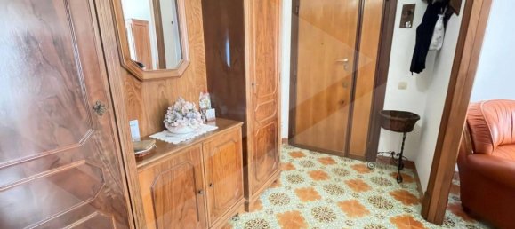 4-salle Appartement à Ciampino, Italy No. 20794 7