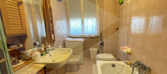 4-salle Appartement à Ciampino, Italy No. 20794 15