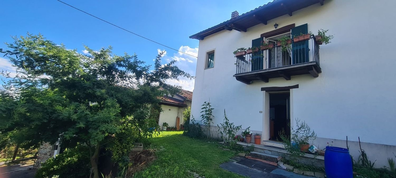 8 bedrooms House in Netro, Italy No. 341814