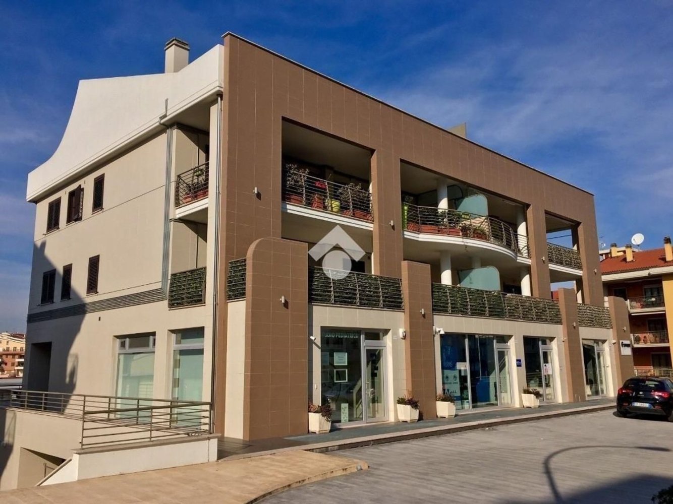 Garage à Vasto, Italy 25m² No. 402568