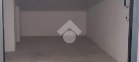  مرآب في Vasto, Italy 25متر مربع رقم 402568 3