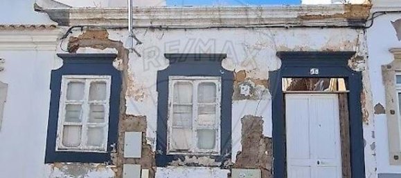 3 Schlafzimmer Villa in Faro, Portugal, Nr. 170838 4