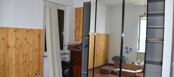 Вилла с 4 спальнями в Варацце, Италия № 173688 19