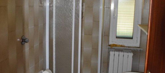 Вилла с 4 спальнями в Варацце, Италия № 173688 28