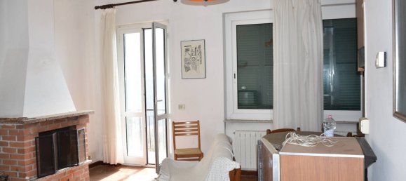 Вилла с 4 спальнями в Варацце, Италия № 173688 16