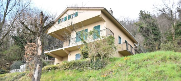 Вилла с 4 спальнями в Варацце, Италия № 173688 50